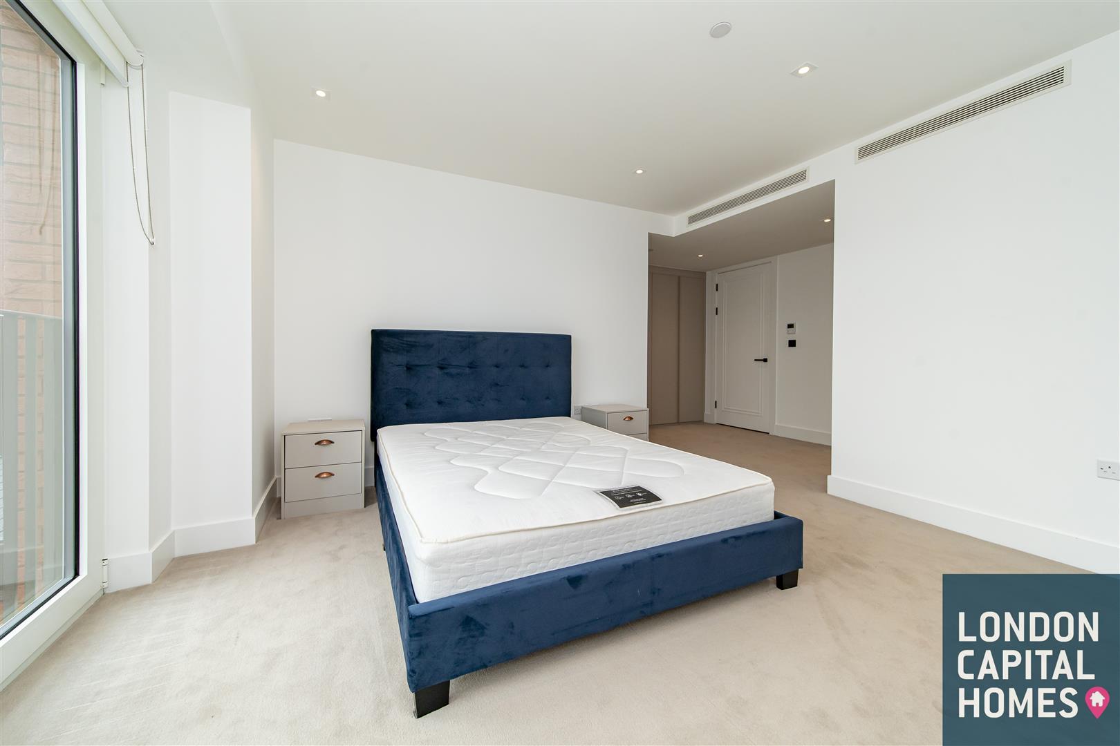 7A Exchange Gardens, London